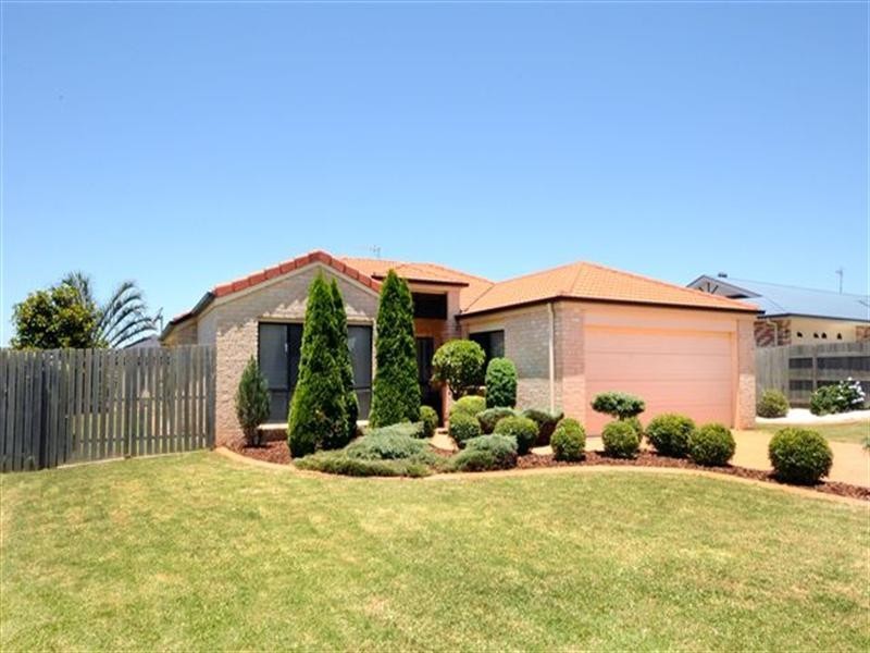 14 Emerald Court, Middle Ridge QLD 4350