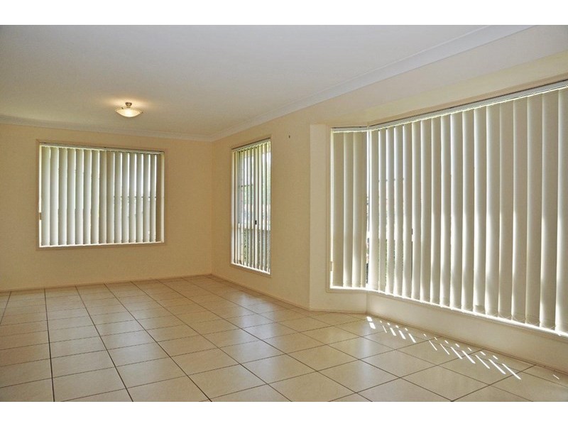 9 La Vista Court, Middle Ridge QLD 4350