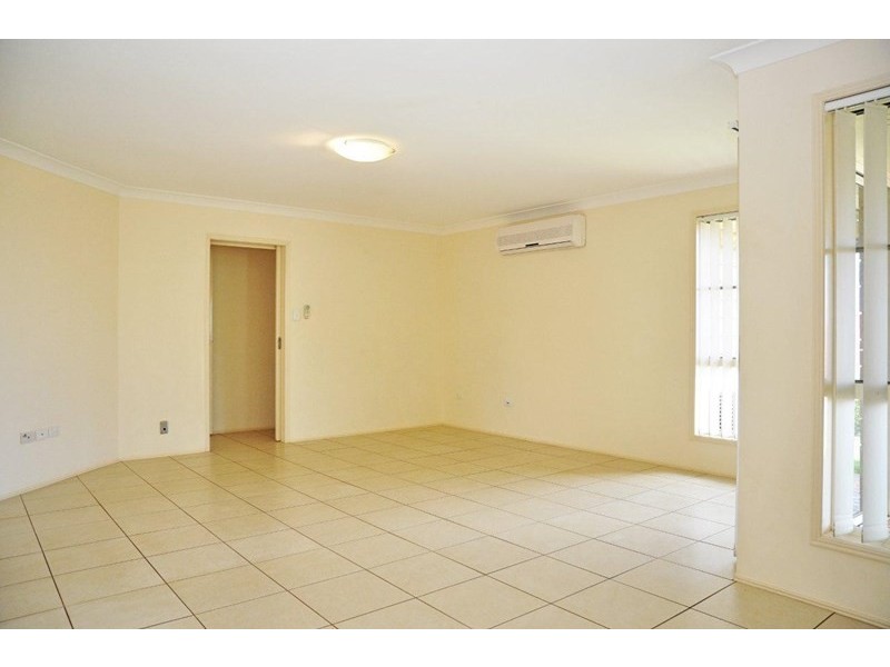 9 La Vista Court, Middle Ridge QLD 4350