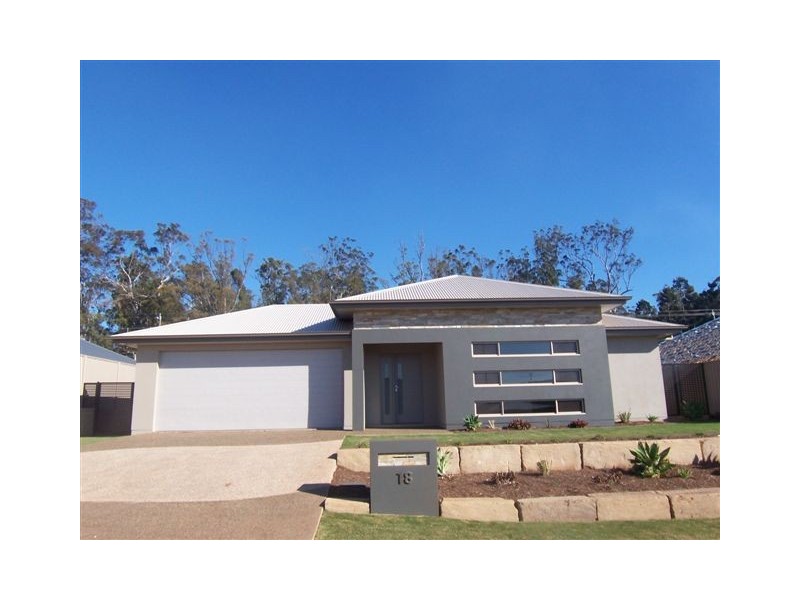 18 Rosella Street, Rangeville QLD 4350