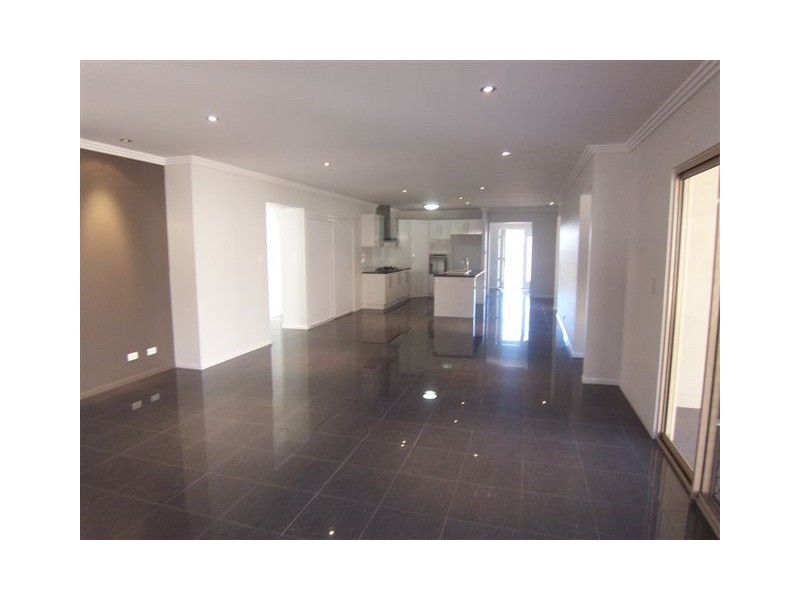 18 Rosella Street, Rangeville QLD 4350