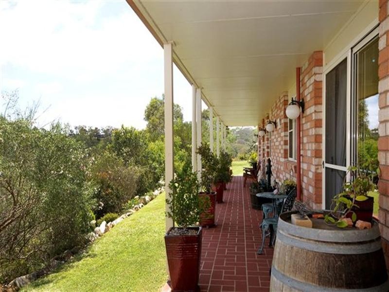 41 Mally Road, Hodgson Vale QLD 4352