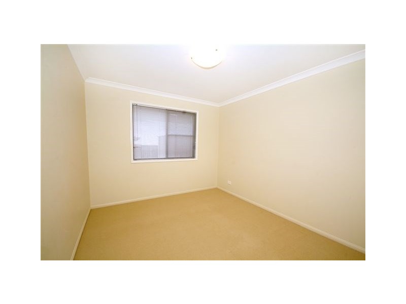 8 Currawong Drive, Highfields QLD 4352