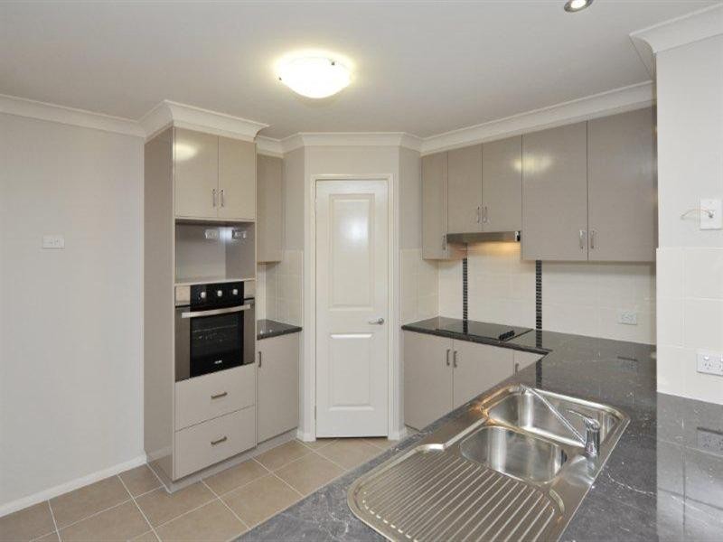 21 Rubie Court, Westbrook QLD 4350