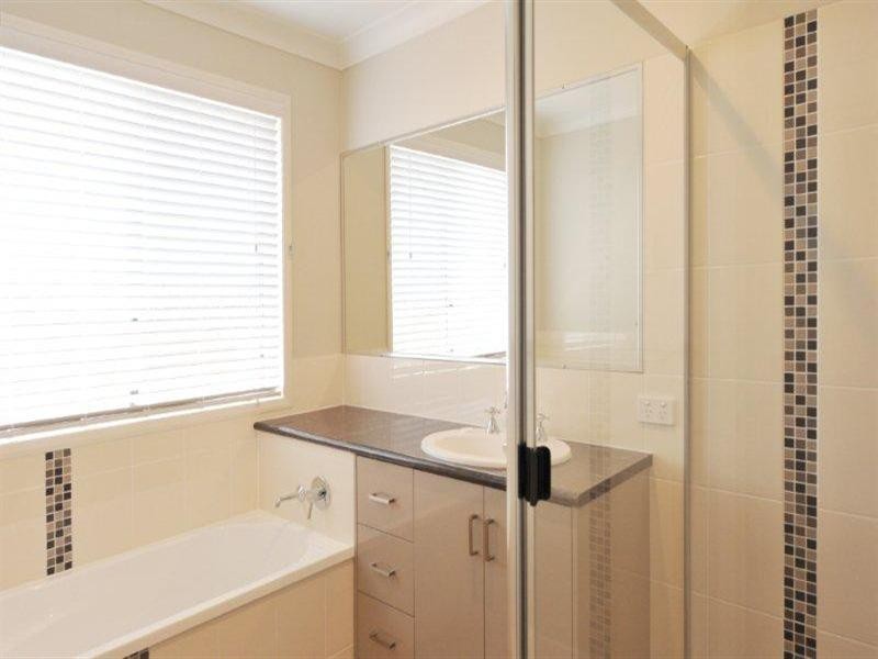 21 Rubie Court, Westbrook QLD 4350