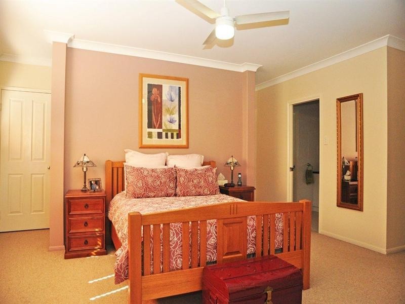 2 Nioka Drive, Highfields QLD 4352