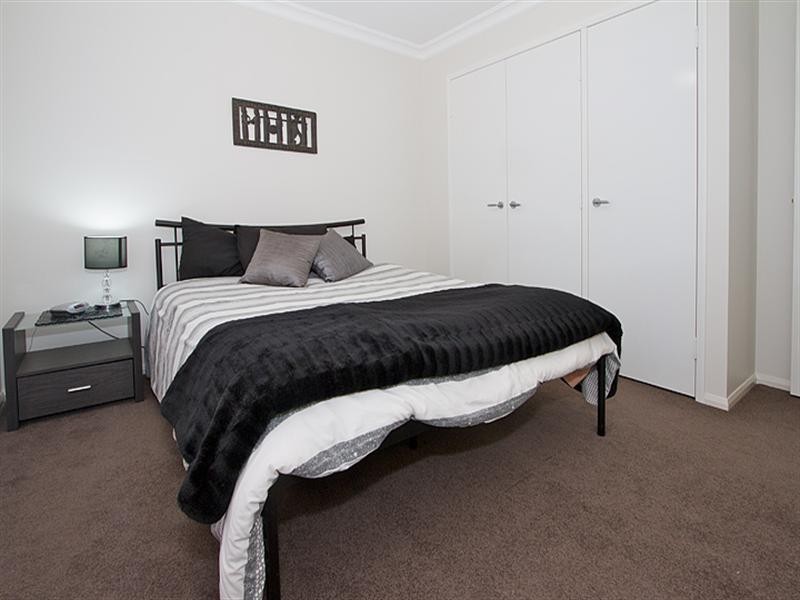 322 Ramsay Street, Middle Ridge QLD 4350