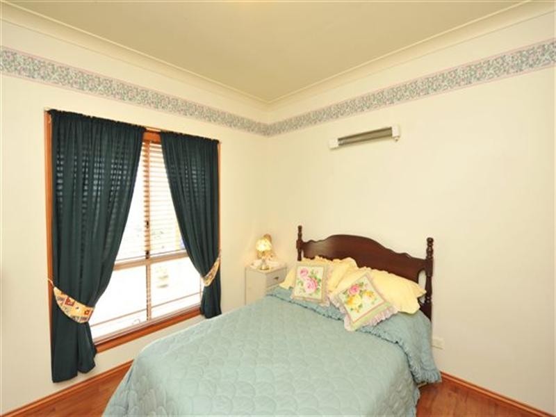 15 Darel Street, Kingsthorpe QLD 4400