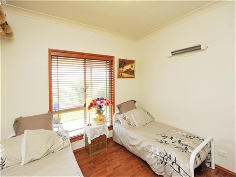 15 Darel Street, Kingsthorpe QLD 4400