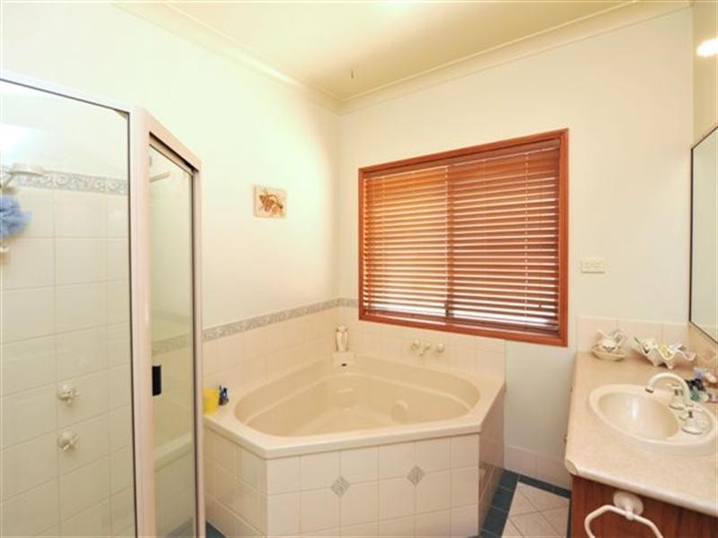 15 Darel Street, Kingsthorpe QLD 4400