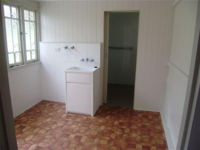 31 Collins Street, East Toowoomba QLD 4350