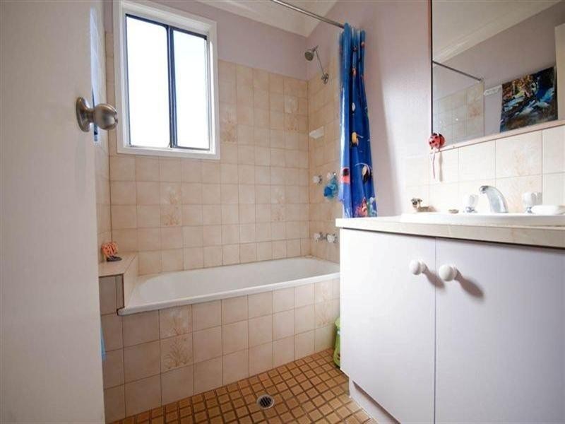 21 Seppelt Street, Wilsonton Heights QLD 4350