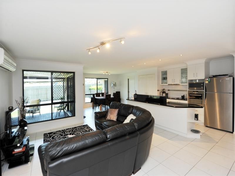 24 Elizabeth Street, Westbrook QLD 4350