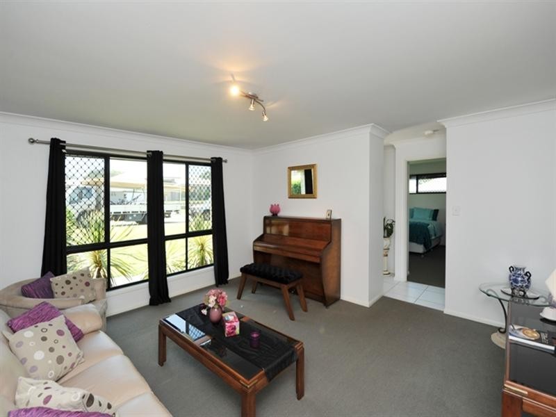 24 Elizabeth Street, Westbrook QLD 4350