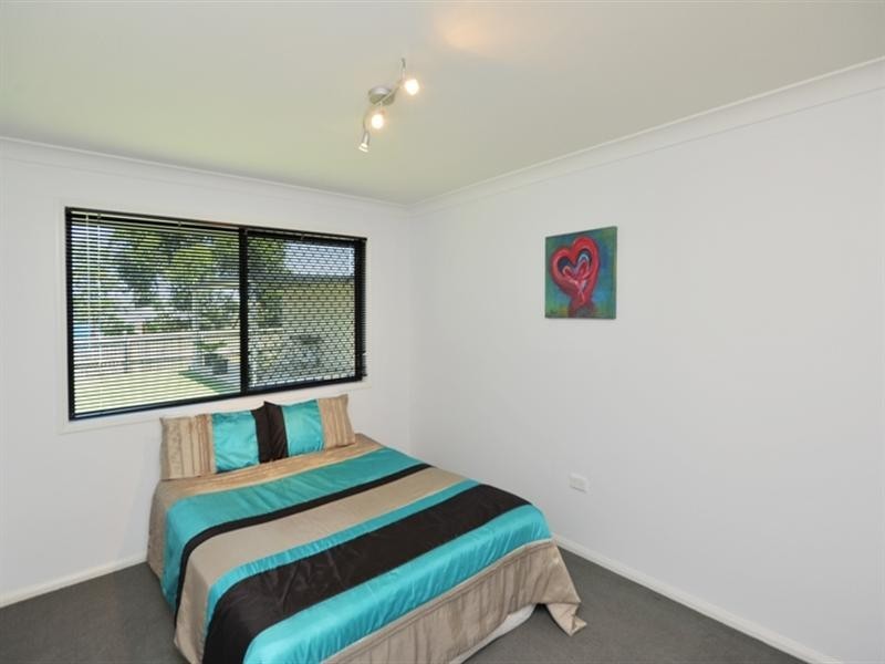 24 Elizabeth Street, Westbrook QLD 4350