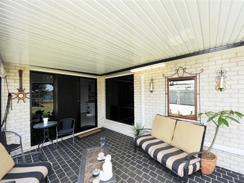 24 Elizabeth Street, Westbrook QLD 4350