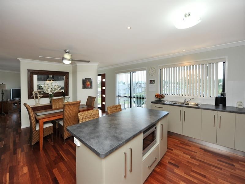 7 Jackson Court, Crows Nest QLD 4355