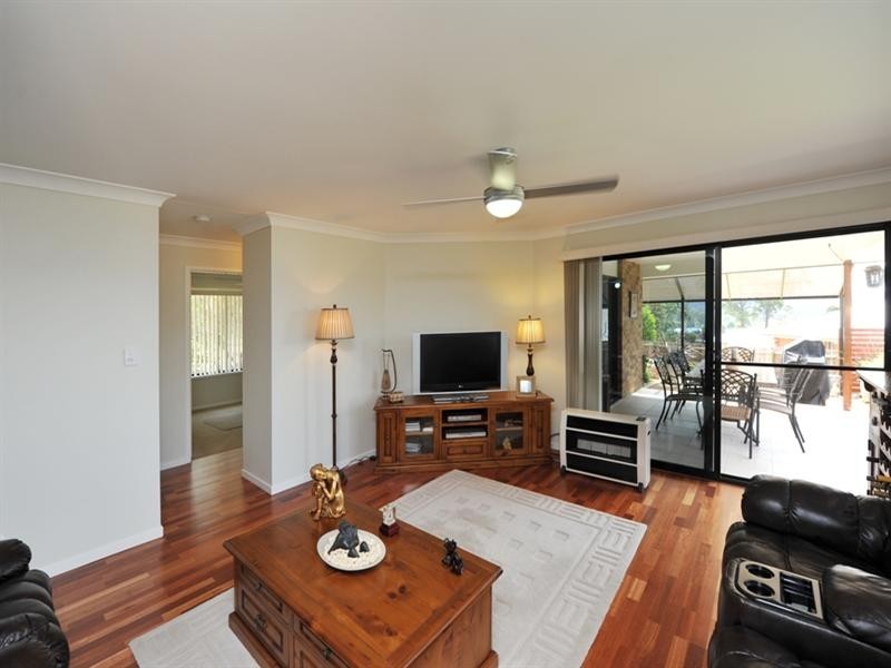 7 Jackson Court, Crows Nest QLD 4355