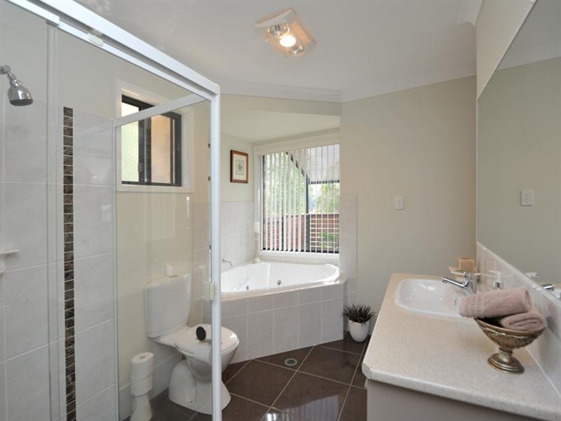 7 Jackson Court, Crows Nest QLD 4355