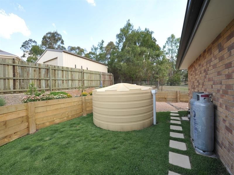 7 Jackson Court, Crows Nest QLD 4355