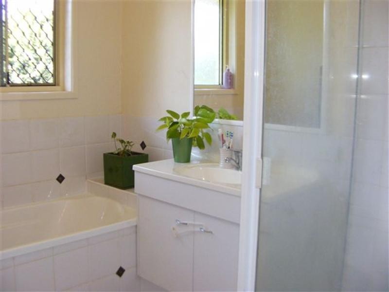 5 Lawmere Court, Kingsthorpe QLD 4400