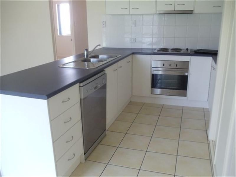 30 Wareena Crescent, Glenvale QLD 4350