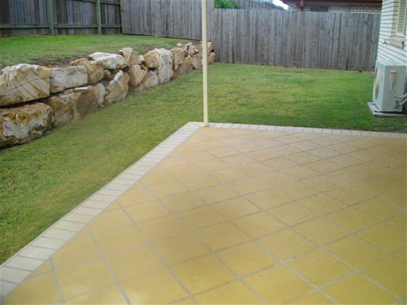 22 Wareena Crescent, Glenvale QLD 4350