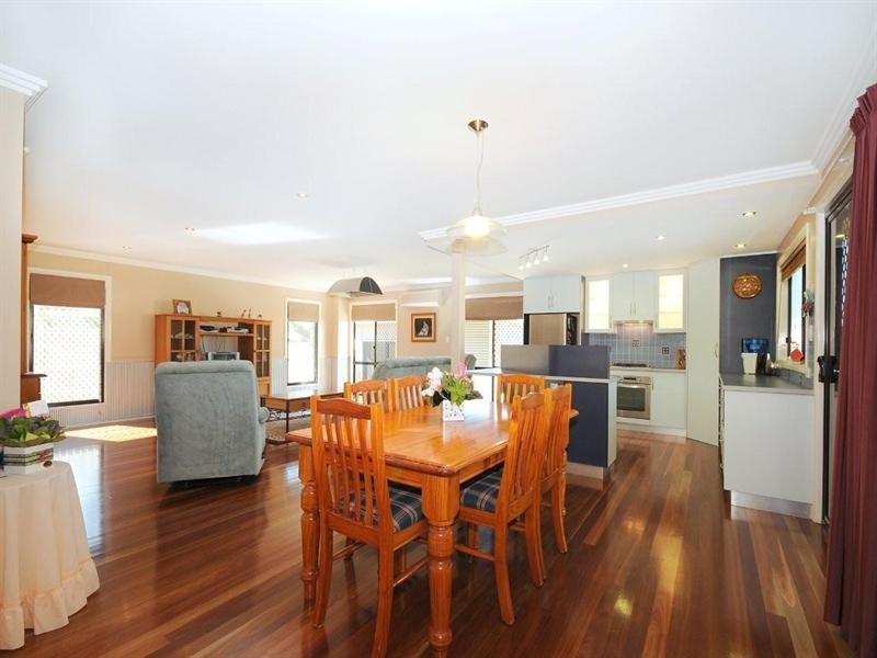 7 Pillar Street, Middle Ridge QLD 4350