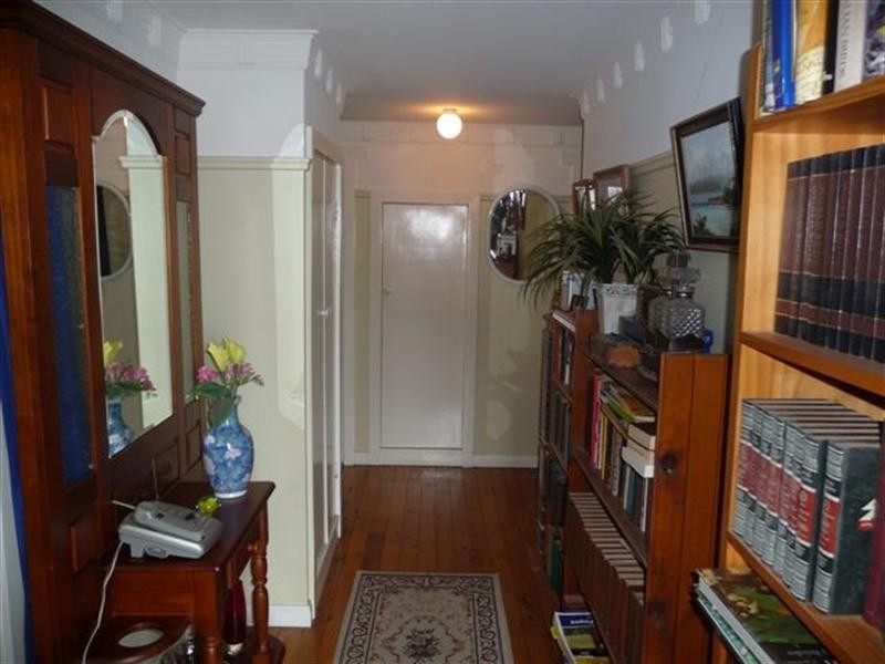 3 Beelbee Street, Harristown QLD 4350