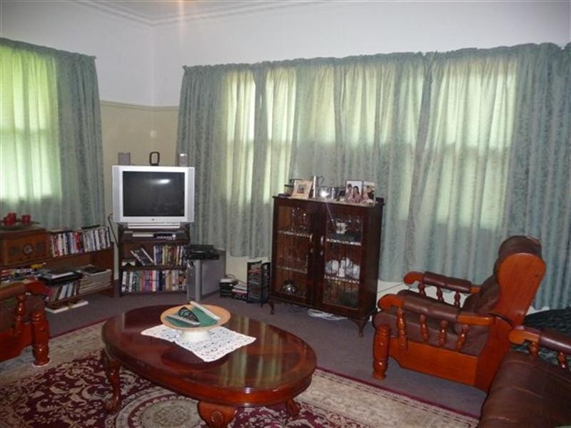 3 Beelbee Street, Harristown QLD 4350