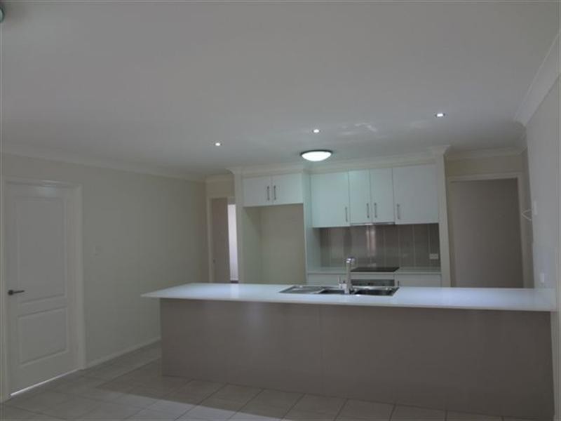 47 Sommariva Street, Westbrook QLD 4350