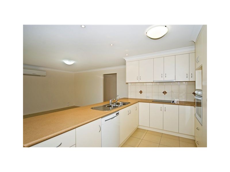 22 Manooka Crescent, Highfields QLD 4352