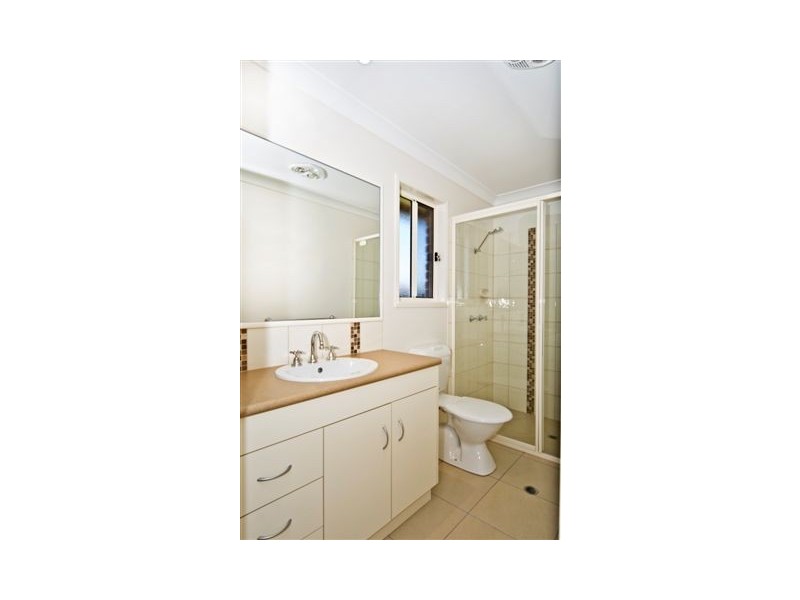 22 Manooka Crescent, Highfields QLD 4352