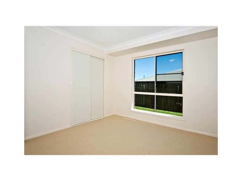 22 Manooka Crescent, Highfields QLD 4352
