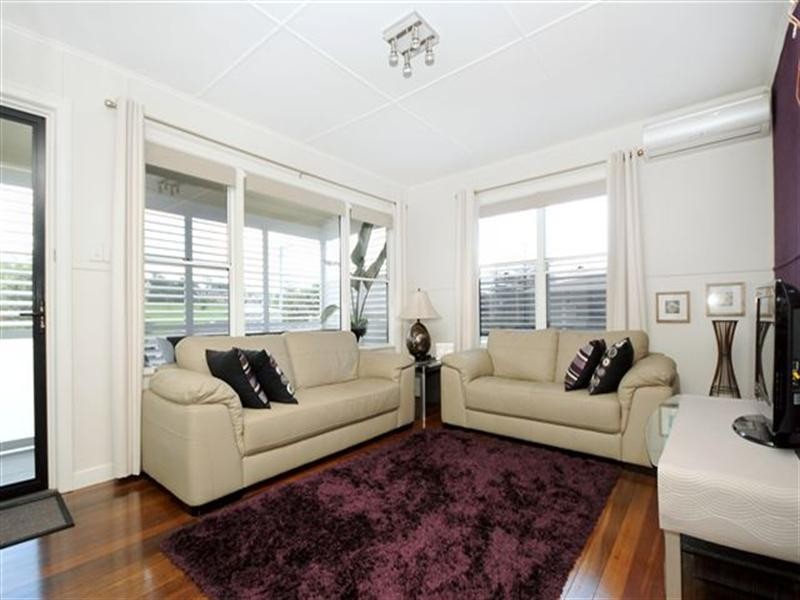 16 Teesdale Avenue, Newtown Via, Newtown QLD 4350