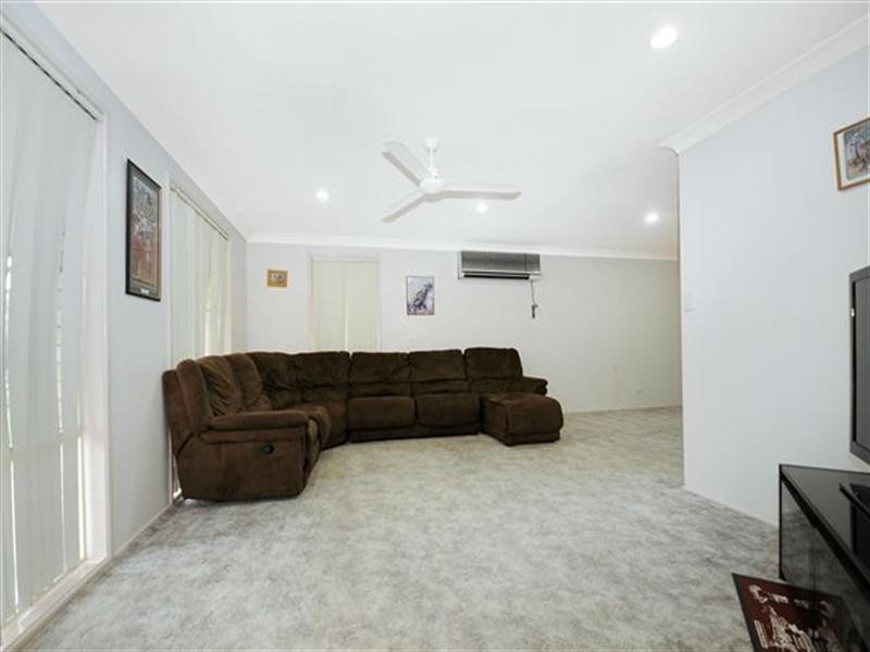 40 Valley View Drive, Meringandan West QLD 4352