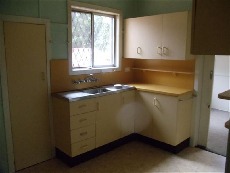 65 Stephen Street, Harristown QLD 4350