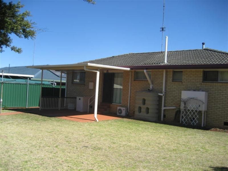 24 Beryl Street, Wilsonton QLD 4350