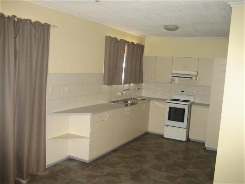 24 Beryl Street, Wilsonton QLD 4350