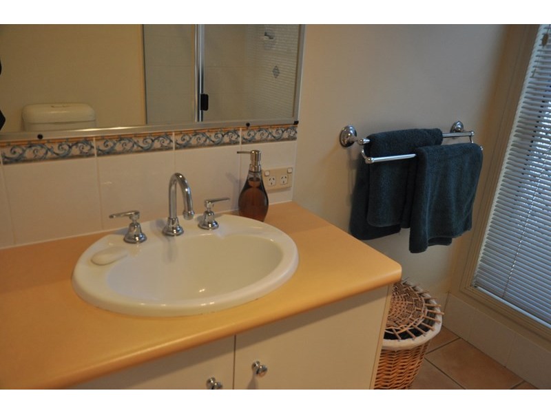 9 Chelwyn Street, Middle Ridge QLD 4350