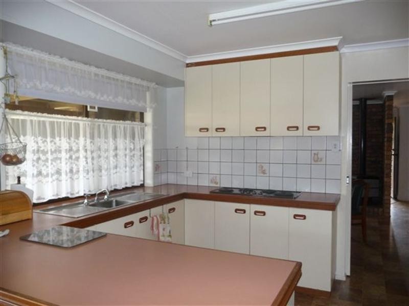 16 Crosby Street, Darling Heights QLD 4350