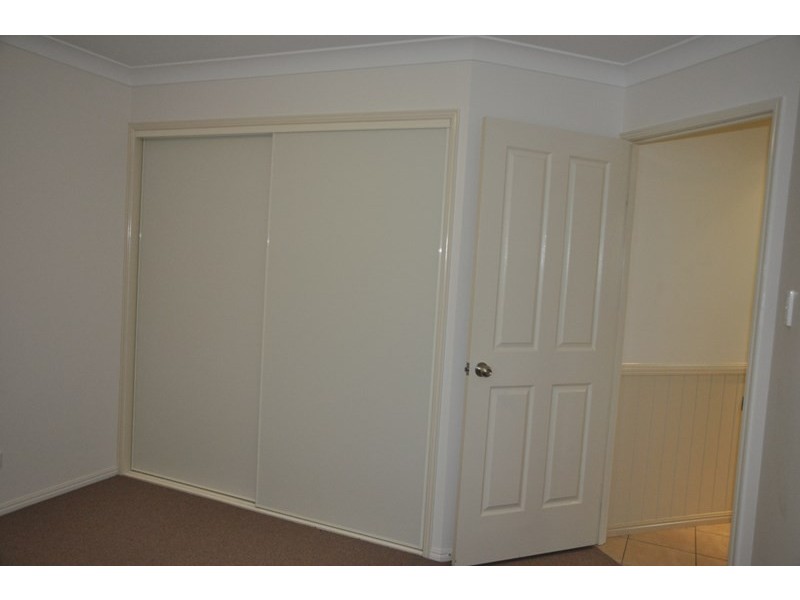 4/6 Victory Street, Newtown QLD 4350