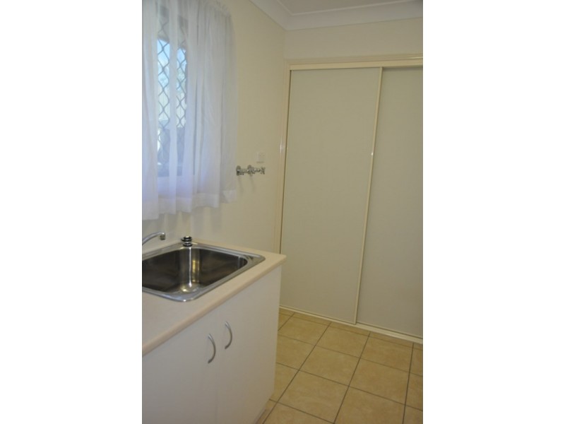 4/6 Victory Street, Newtown QLD 4350