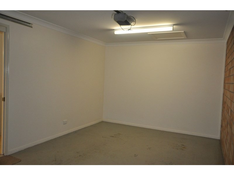 4/6 Victory Street, Newtown QLD 4350