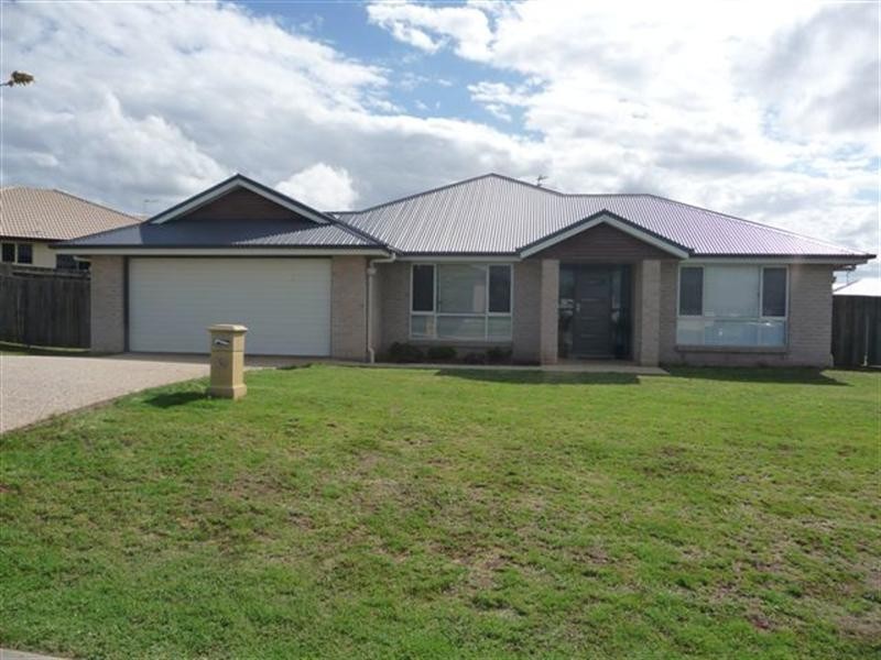 9 Koel Crescent, Highfields QLD 4352