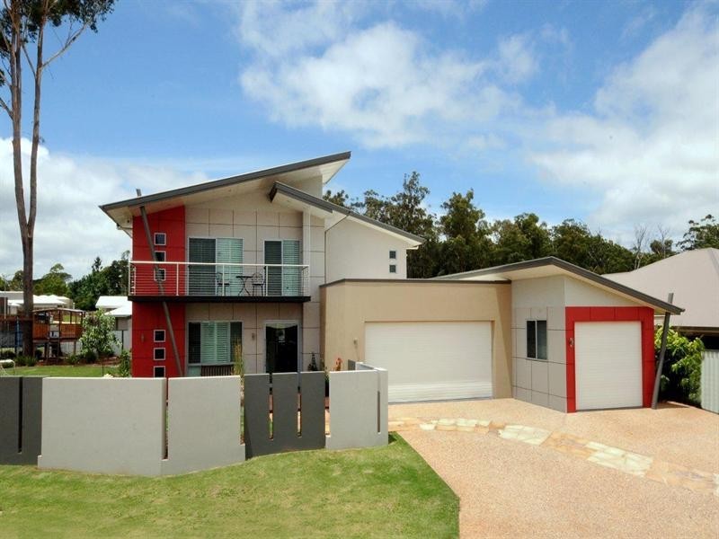 61 Wood Drive, Middle Ridge QLD 4350