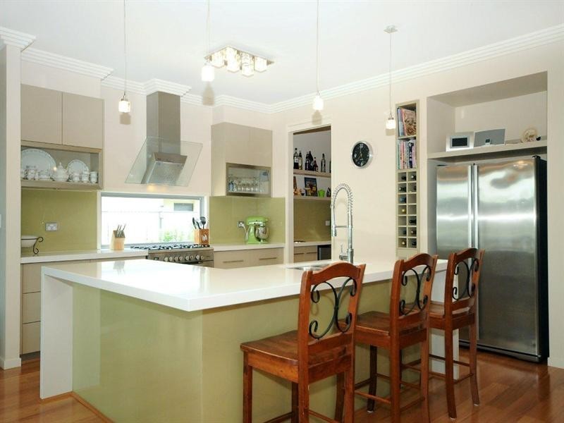 61 Wood Drive, Middle Ridge QLD 4350