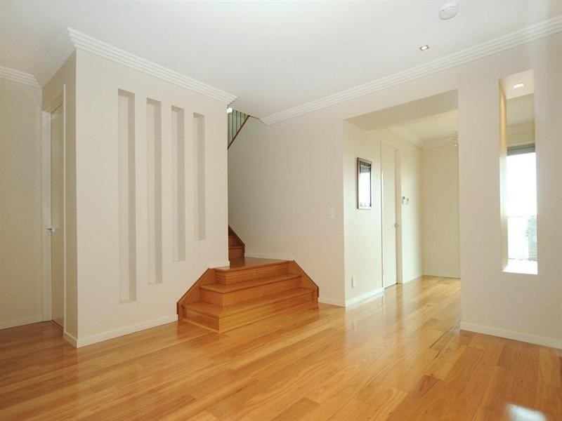 61 Wood Drive, Middle Ridge QLD 4350