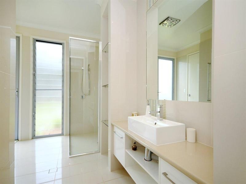 61 Wood Drive, Middle Ridge QLD 4350