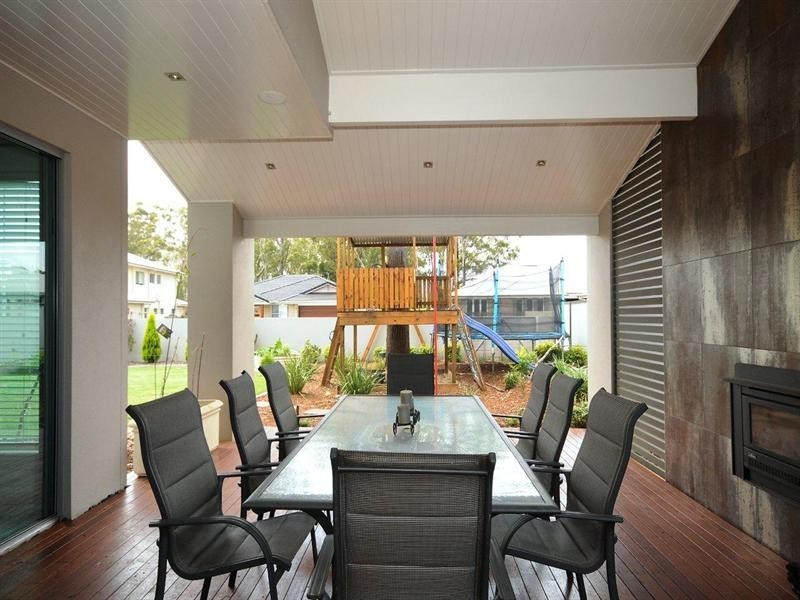 61 Wood Drive, Middle Ridge QLD 4350